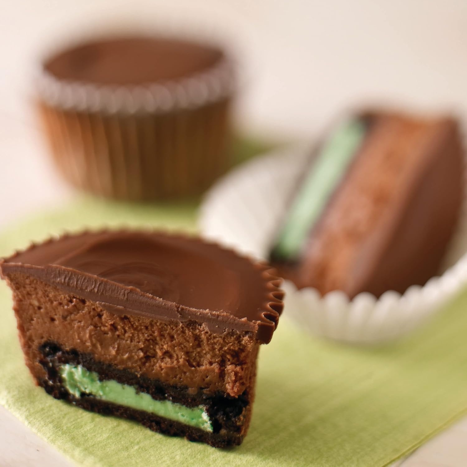 image:imageOREO Gluten Free Mint Creme Chocolate Sandwich Cookies Gluten Free Cookies 1247 oz